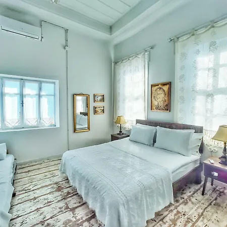 Nana Cunda Otel *